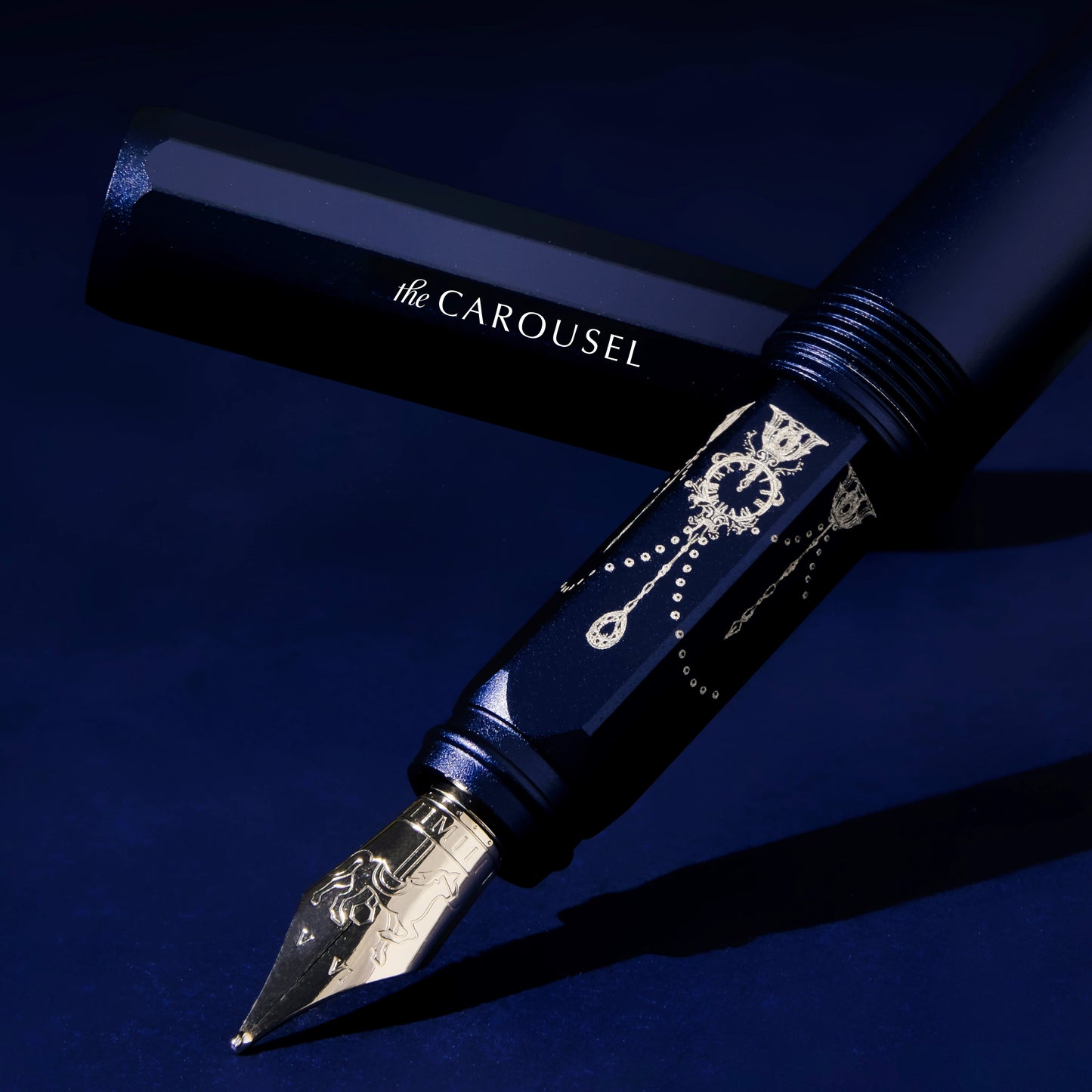 Aluminum Carousel Fountain Pen - Glistening Glass