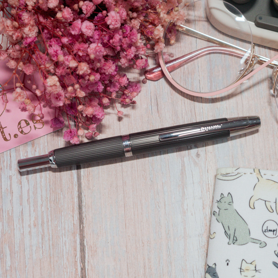 Jinhao 10 | Charcoal Stripes