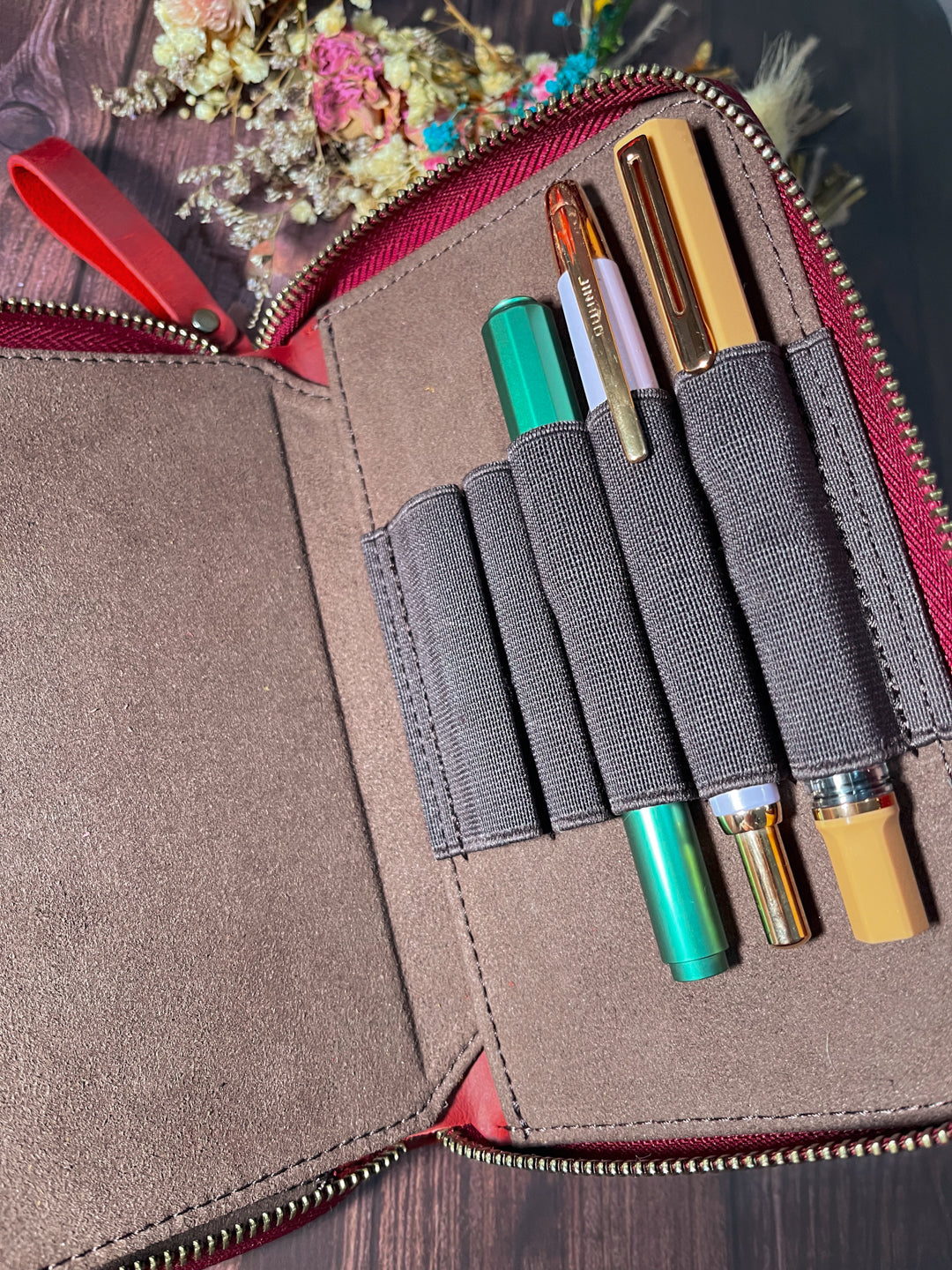 Estuche de piel | 10 plumas